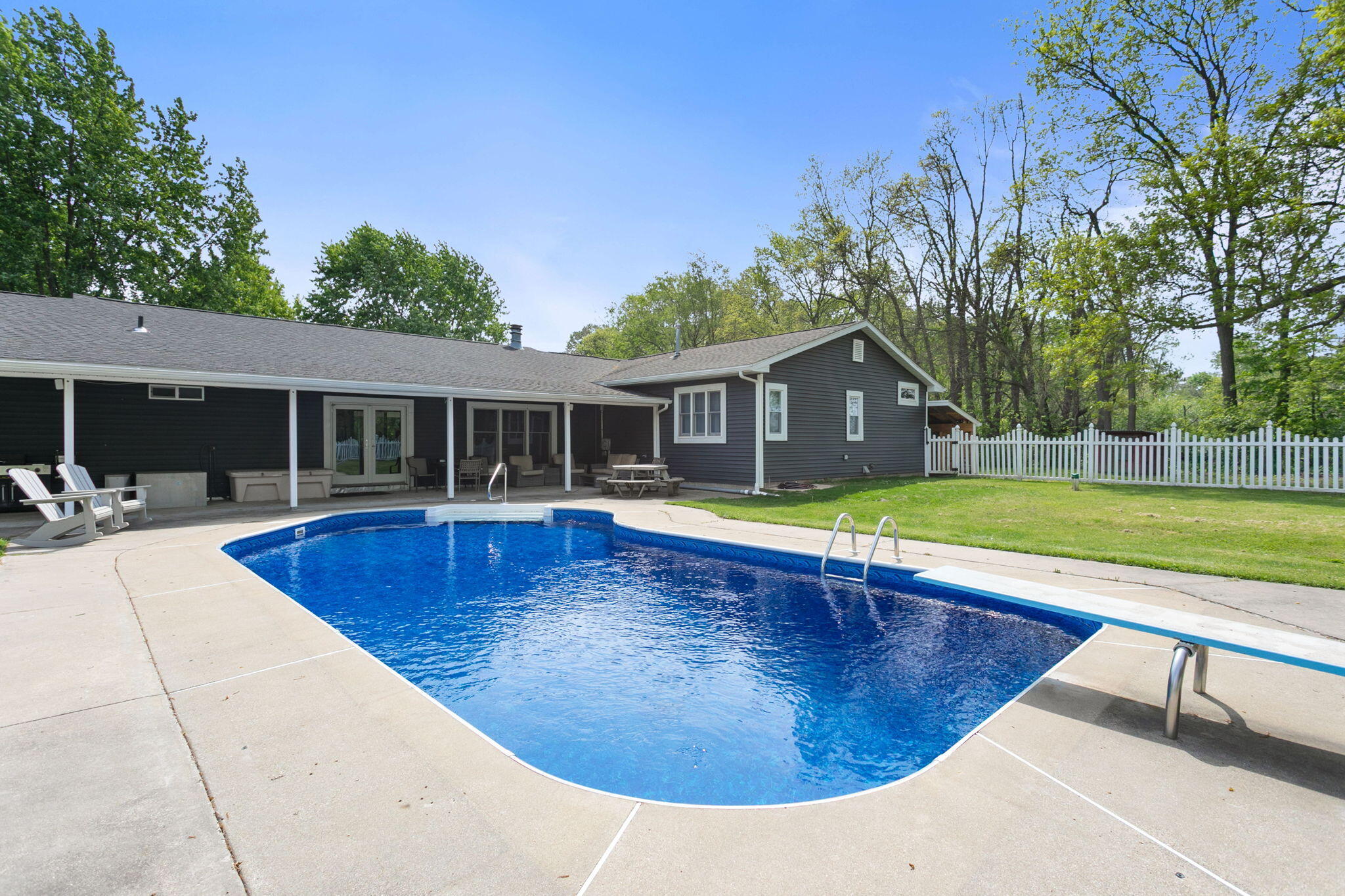 70150 Sherman Road Edwardsburg, MI 49112 - Photo 25 of 43 16-web-or-mls-001 (16)