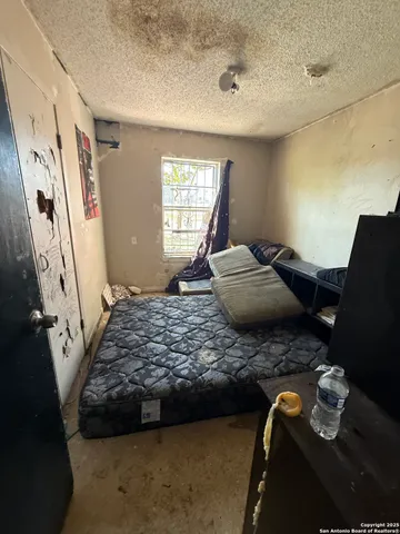 $64,900 | 818 Frank Street, San Antonio, TX 78208