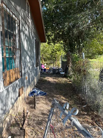 $64,900 | 818 Frank Street, San Antonio, TX 78208