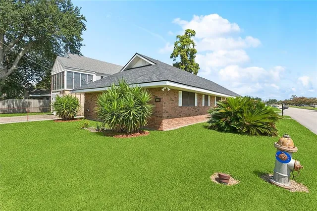 $2,300 | 4601 7th Street, Marrero, LA 70072