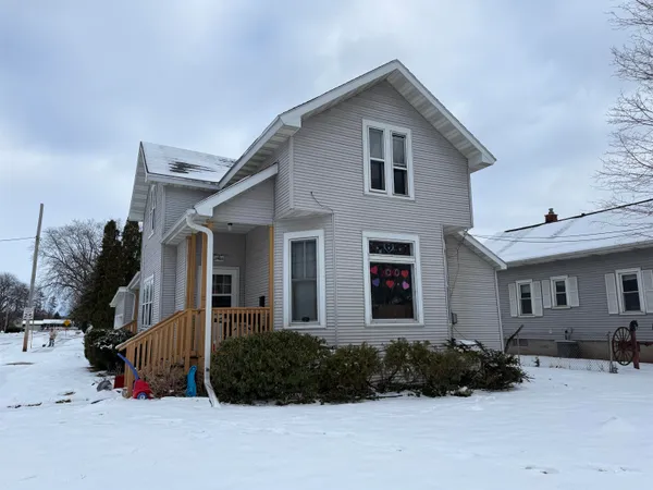$214,900 | 1400 Knapp Street, Oshkosh, WI 54902