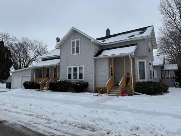 $214,900 | 1400 Knapp Street, Oshkosh, WI 54902