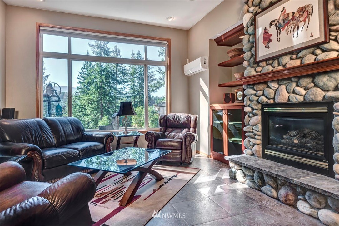 25505 Southeast Issaquah-Fall City Road Issaquah, WA 98029 - Photo 5 of 25 Gallery Image 5
