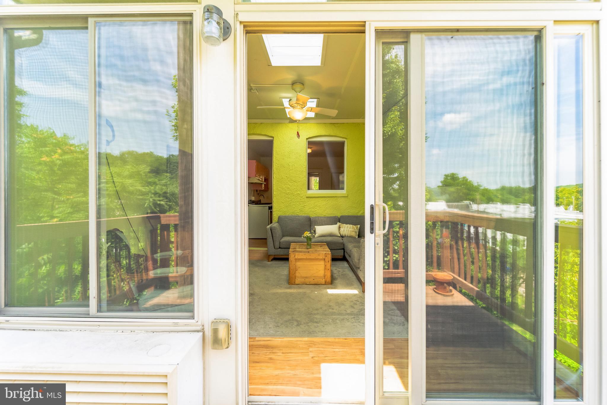 1124 Roland Heights Avenue Baltimore, MD 21211 - Photo 18 of 31 Gallery Image 18
