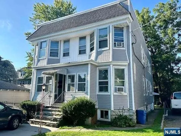 $2,400 | 4-6 Swaine Place, West Orange, NJ 07052