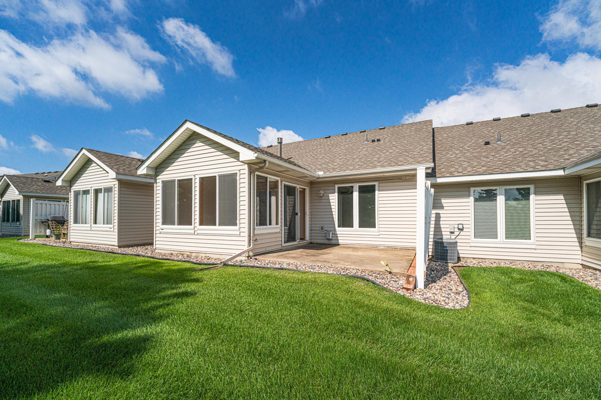 14403 Edgewood Avenue Savage, MN 55378 - Photo 5 of 38