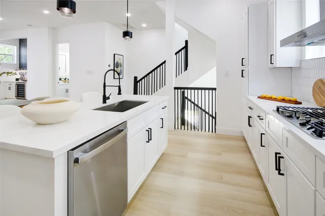 $3,600 | 1214 West 24th Street, Unit C, Houston, TX 77008