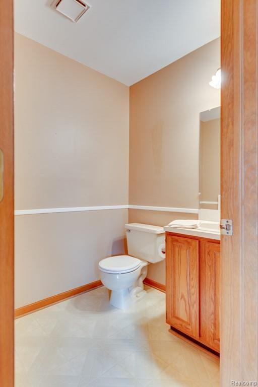 385 Buttercup Drive Rochester Hills, MI 48307 - Photo 25 of 33