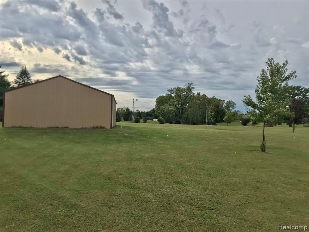 3 Hinchey Road Pinckney, MI 48169 - Photo 14 of 16