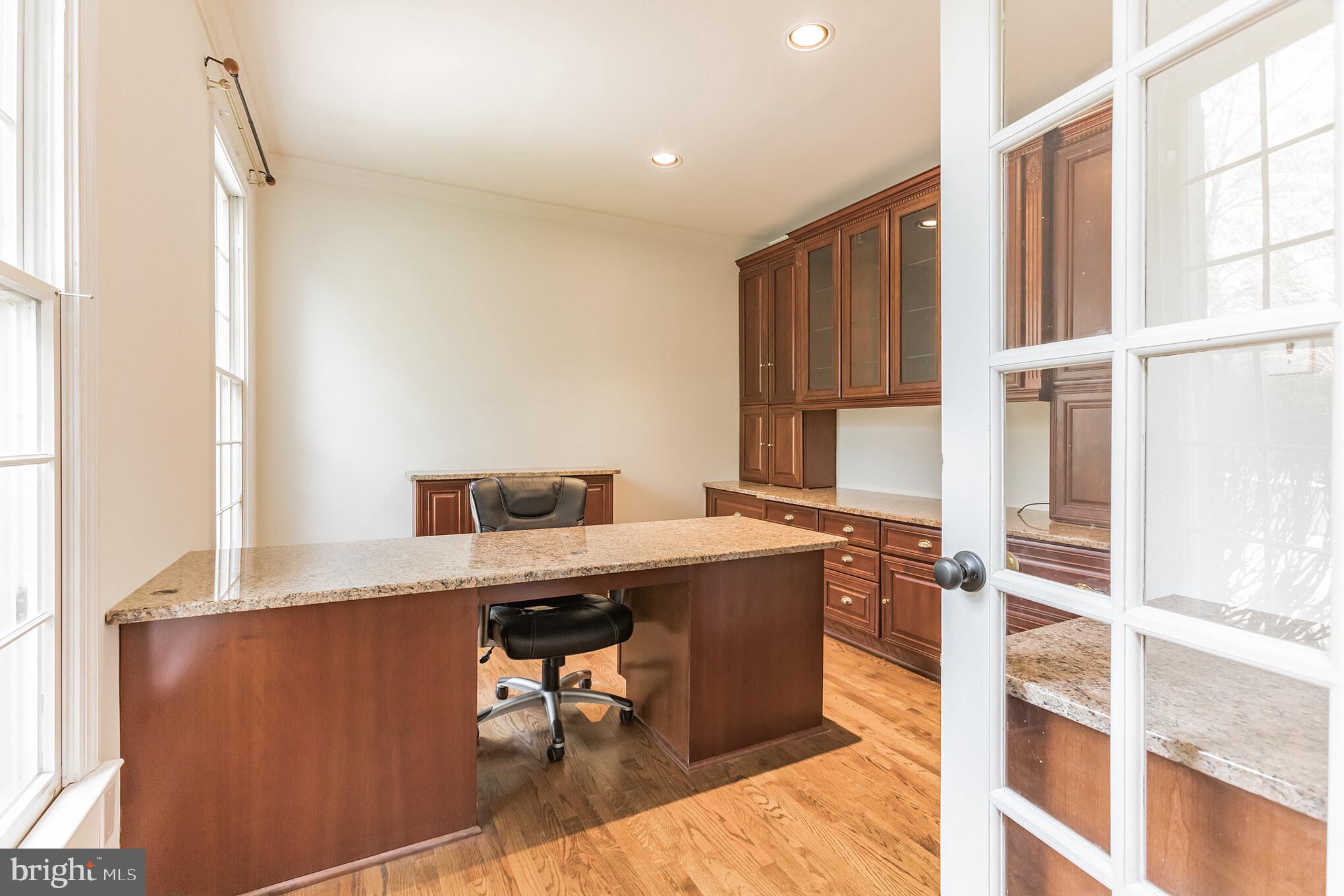 9719 Deep Smoke Columbia, MD 21046 - Photo 15 of 33