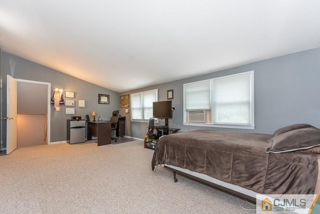 220 Denman Road Cranford, NJ 07016 - Photo 20 of 25 Gallery Image 20