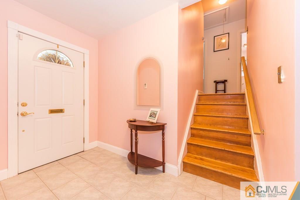 220 Denman Road Cranford, NJ 07016 - Photo 3 of 25 Gallery Image 3