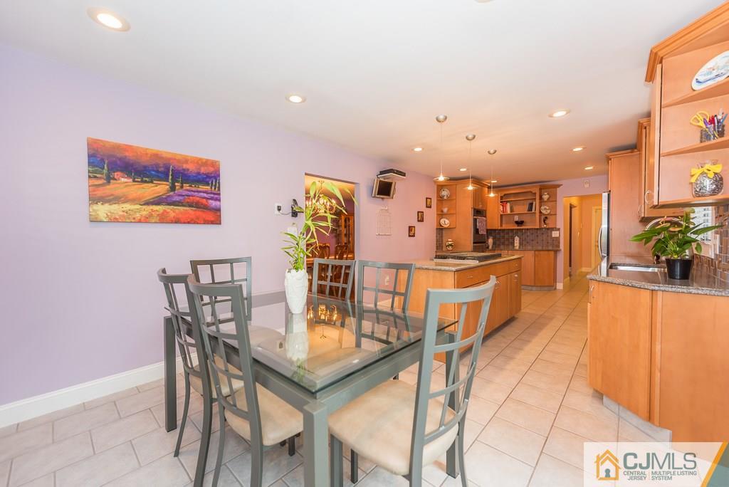220 Denman Road Cranford, NJ 07016 - Photo 8 of 25 Gallery Image 8