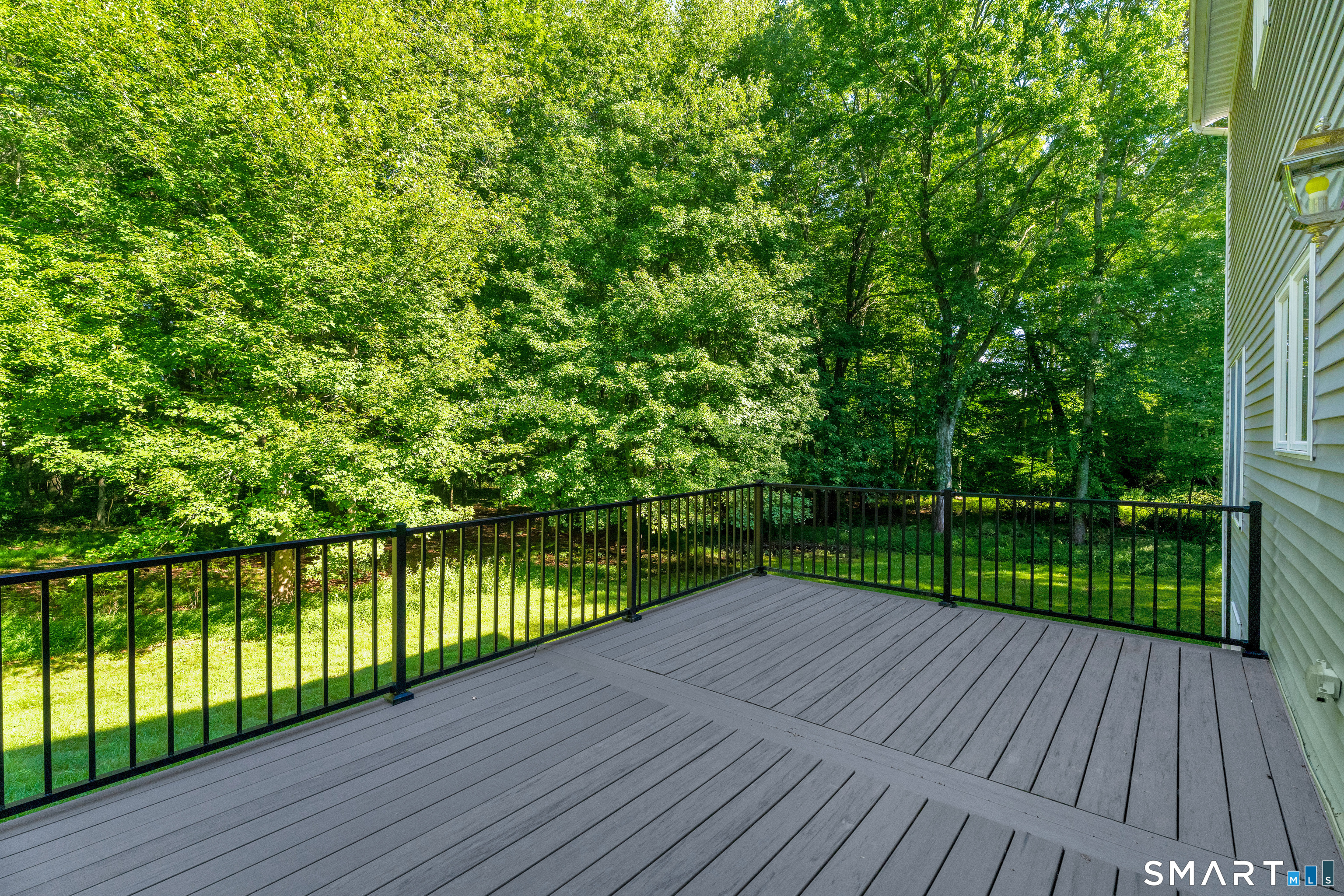 14 Spinnaker Road Waterford, CT 06385 - Photo 33 of 40 Gallery Image 33