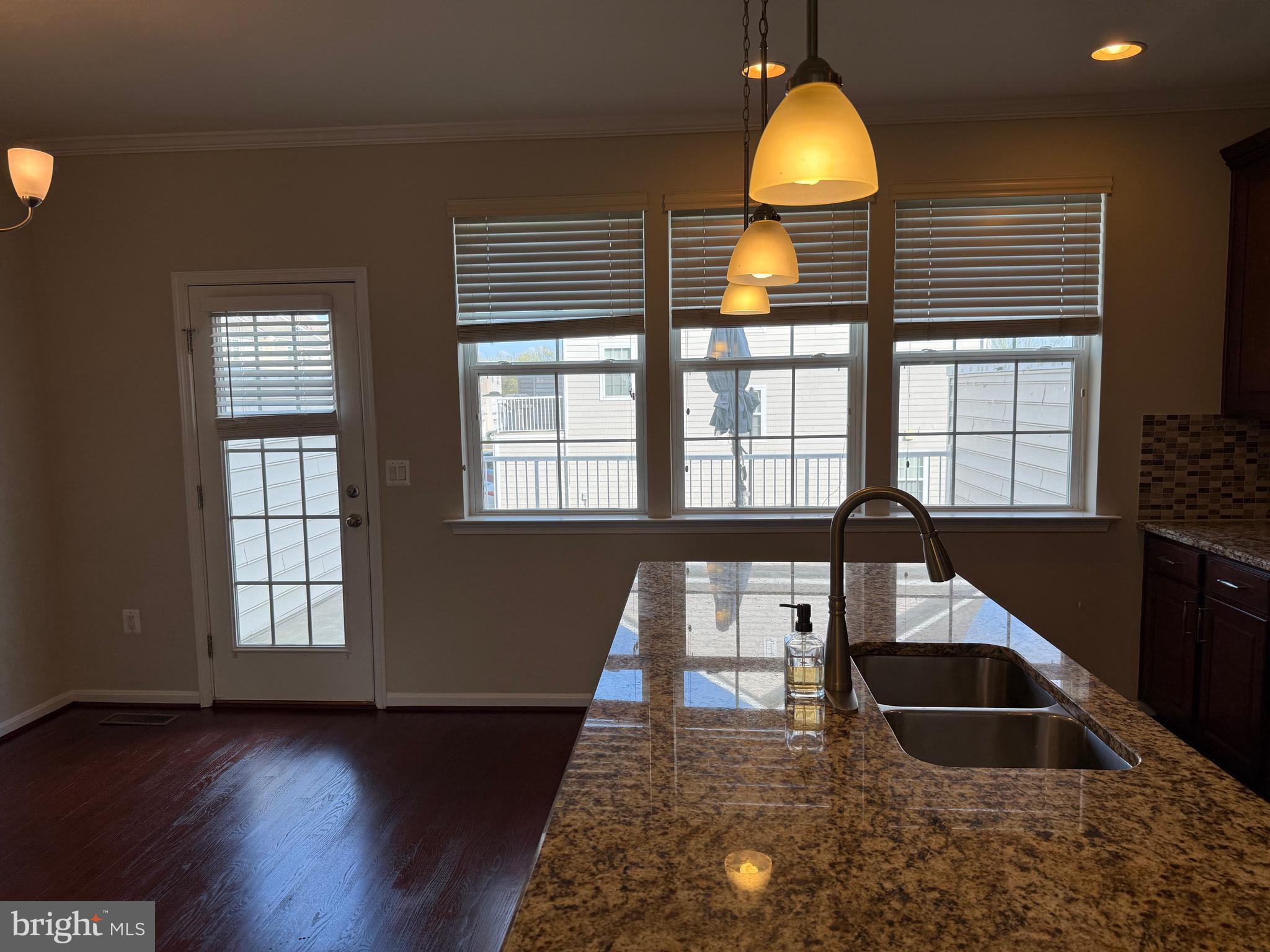 25680 Pleasant Valley Road Chantilly, VA 20152 - Photo 22 of 50