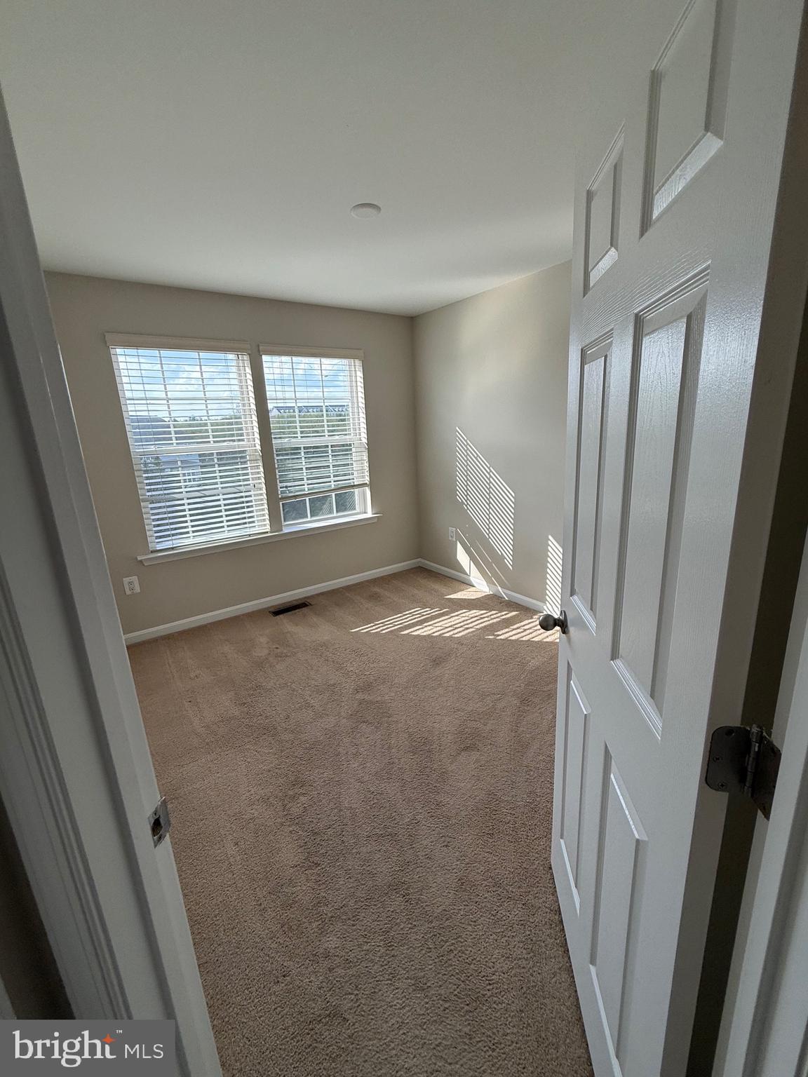 25680 Pleasant Valley Road Chantilly, VA 20152 - Photo 33 of 50