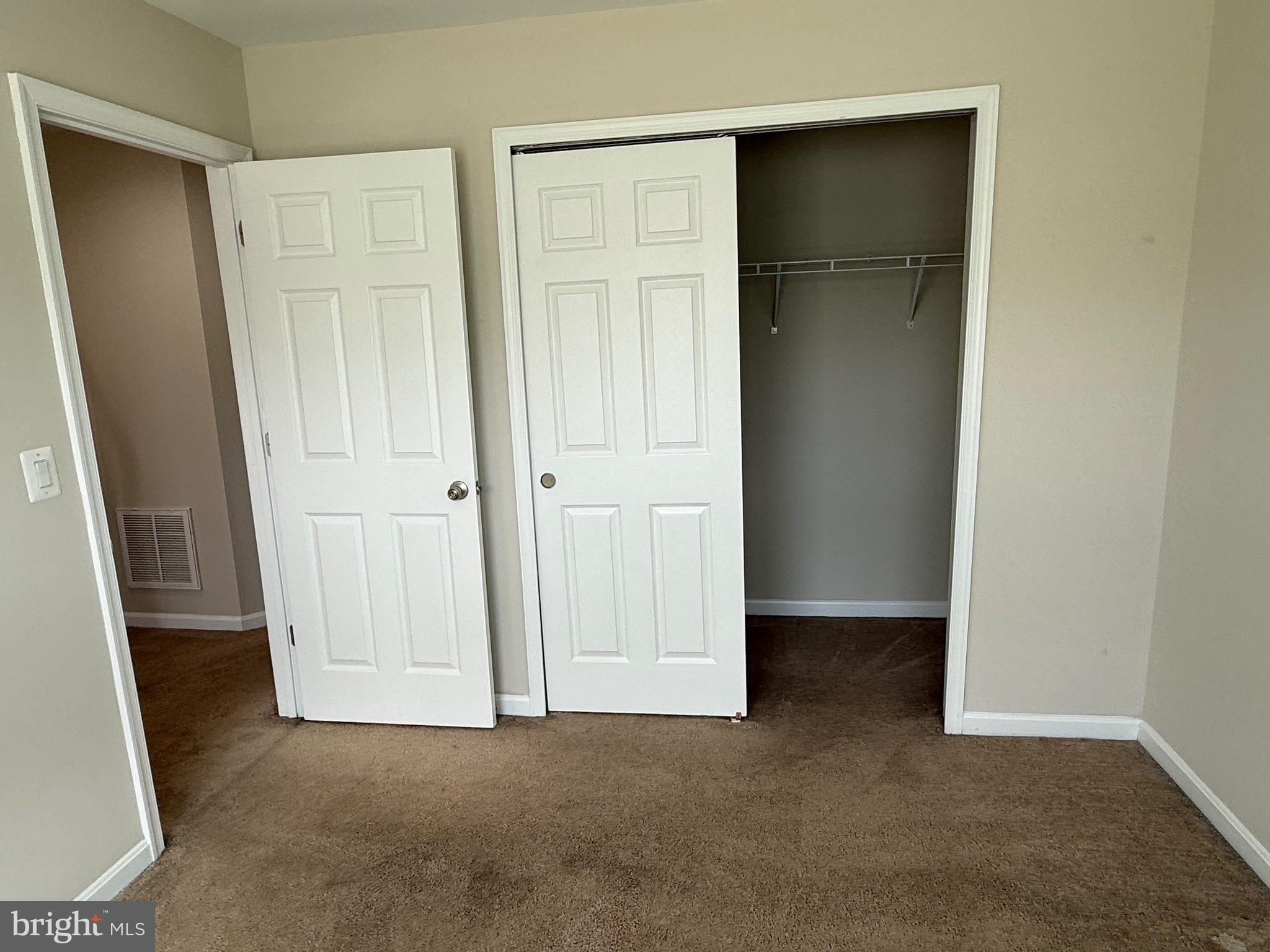 25680 Pleasant Valley Road Chantilly, VA 20152 - Photo 6 of 50