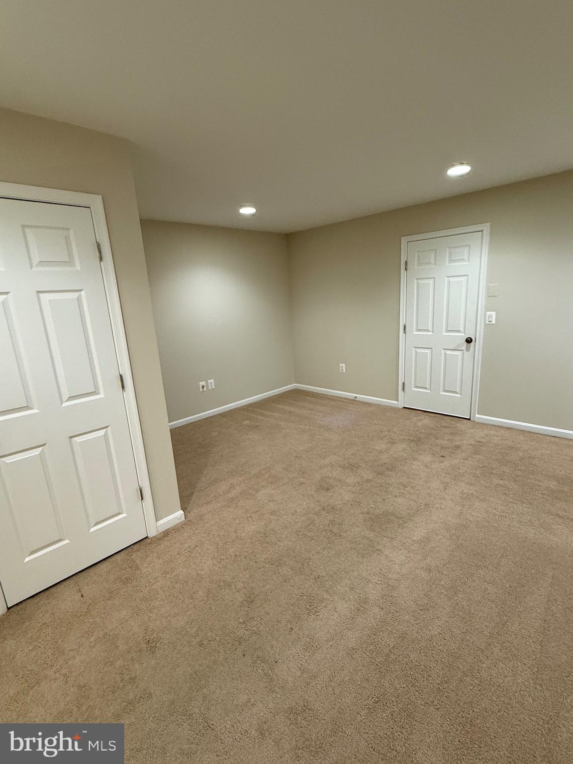 25680 Pleasant Valley Road Chantilly, VA 20152 - Photo 9 of 50