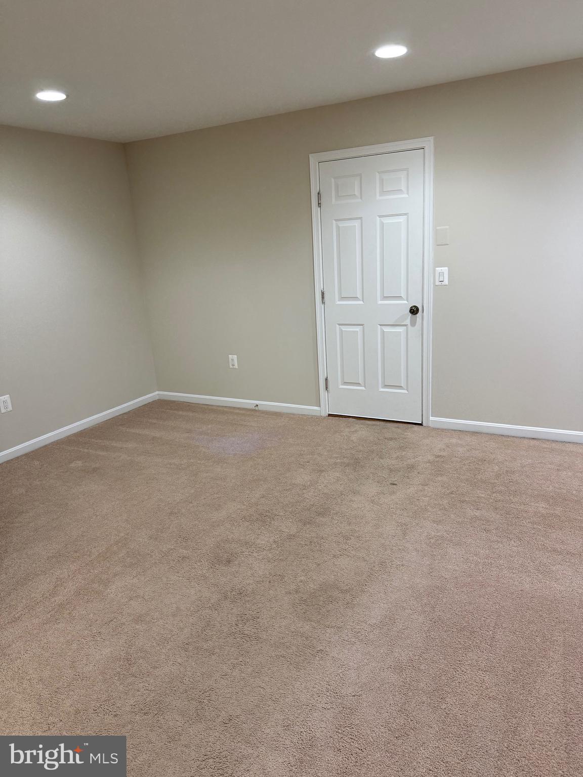 25680 Pleasant Valley Road Chantilly, VA 20152 - Photo 10 of 50