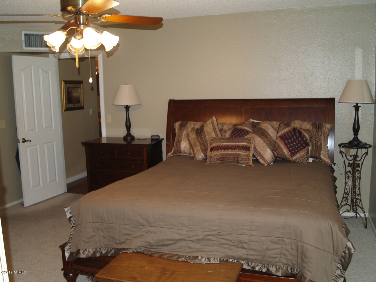 3826 West Dalphin Road Phoenix, AZ 85051 - Photo 11 of 22 Master bedroom