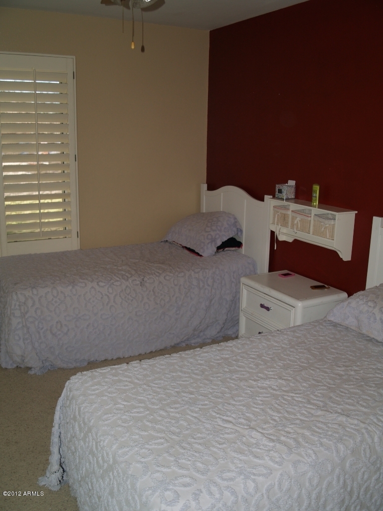 3826 West Dalphin Road Phoenix, AZ 85051 - Photo 17 of 22 Bedroom 3