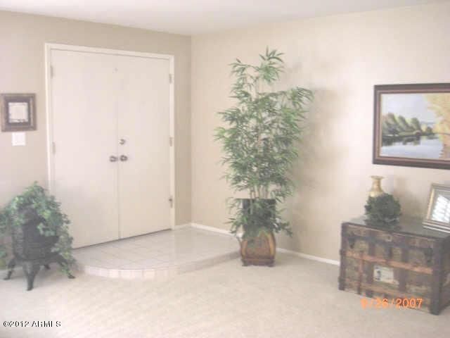 3826 West Dalphin Road Phoenix, AZ 85051 - Photo 3 of 22 Entry