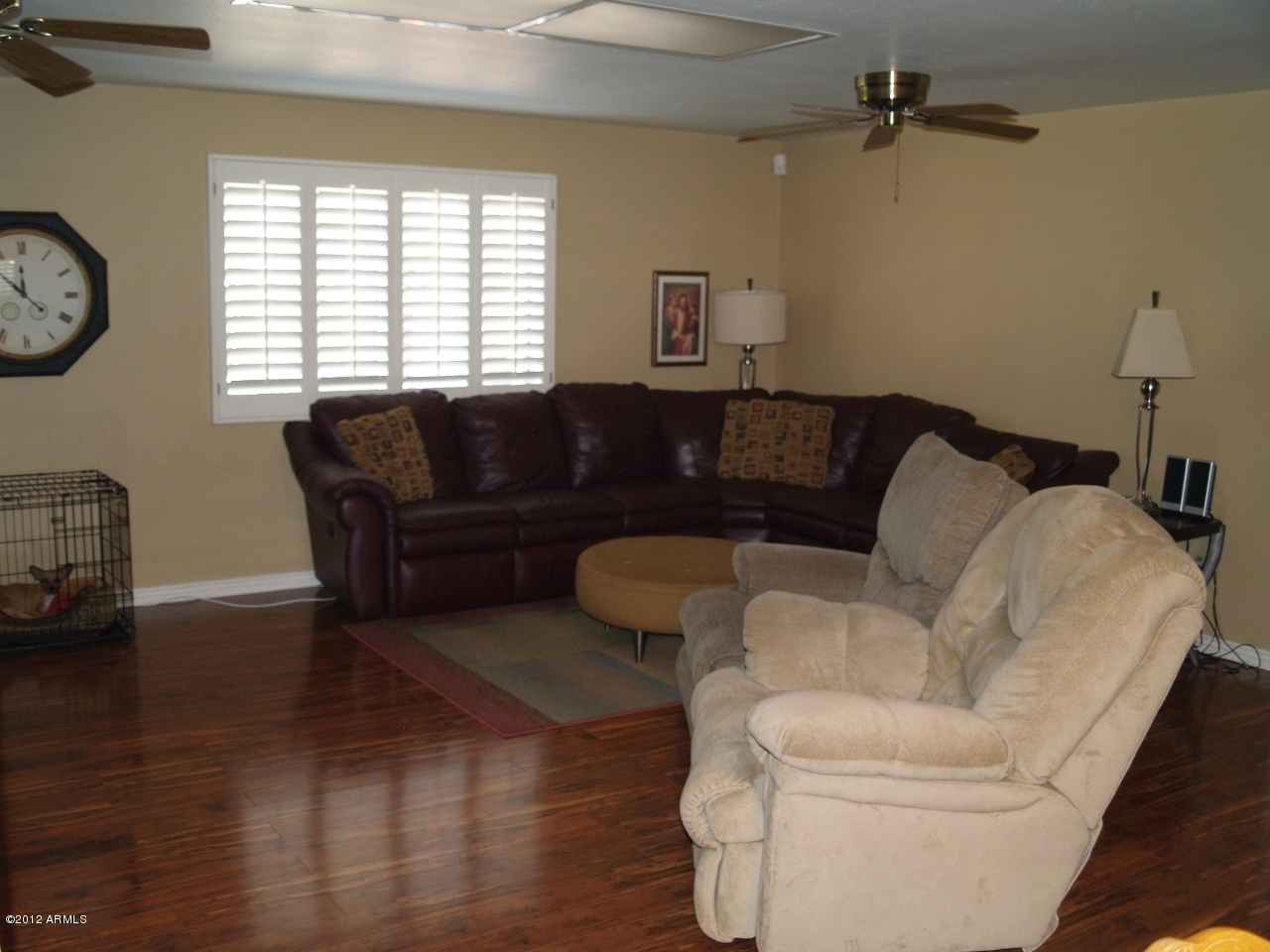 3826 West Dalphin Road Phoenix, AZ 85051 - Photo 7 of 22 Family room