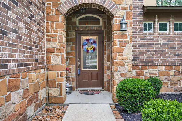 $649,900 | 225 Skipper Jack Drive, Montgomery, TX 77316