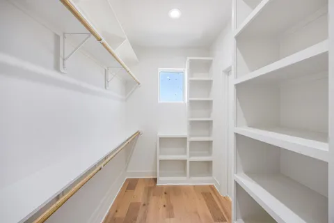 $429,900 | 303 Marcella Street, Unit P, Houston, TX 77091