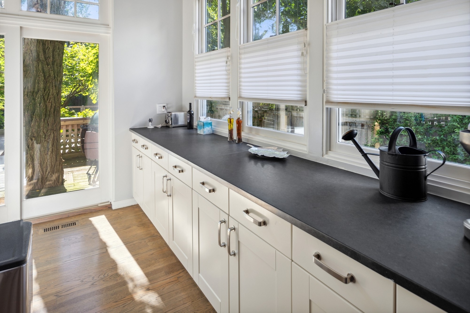 415 East Deerpath Road Lake Forest, IL 60045 - Photo 11 of 26