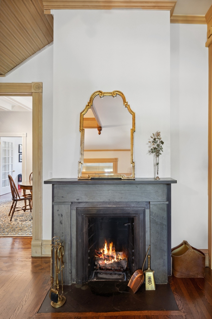 415 East Deerpath Road Lake Forest, IL 60045 - Photo 4 of 26 a living room with furniture and a fireplace
