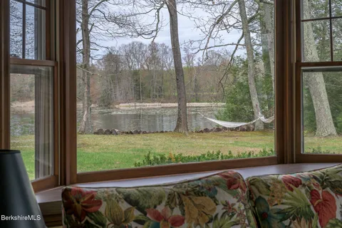 $1,595,000 | 6 Bay Lane, Sheffield, MA 01257