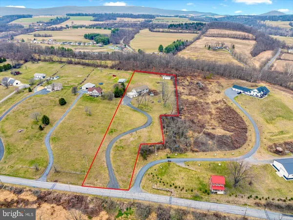 $489,000 | 132 Strausser Road, Hamburg, PA 19526