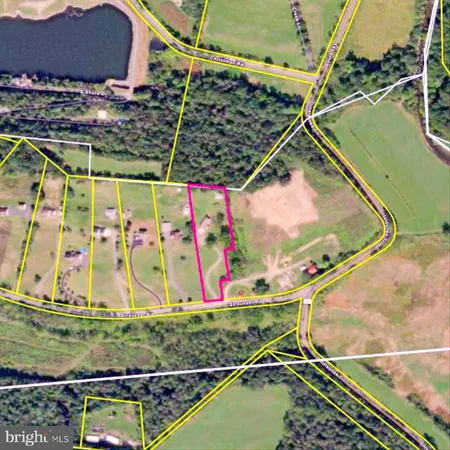 $489,000 | 132 Strausser Road, Hamburg, PA 19526