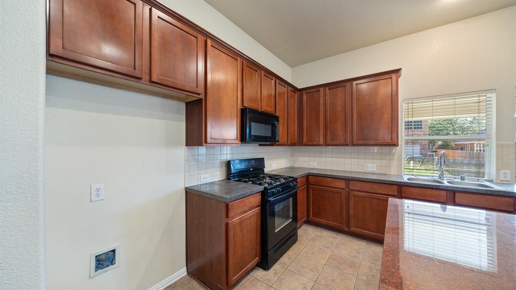 8014 Wilmington Drive Rowlett, TX 75089 - Photo 7 of 17