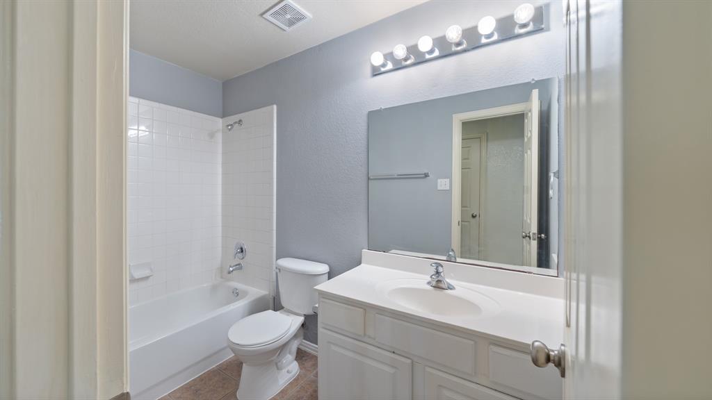 8014 Wilmington Drive Rowlett, TX 75089 - Photo 9 of 17