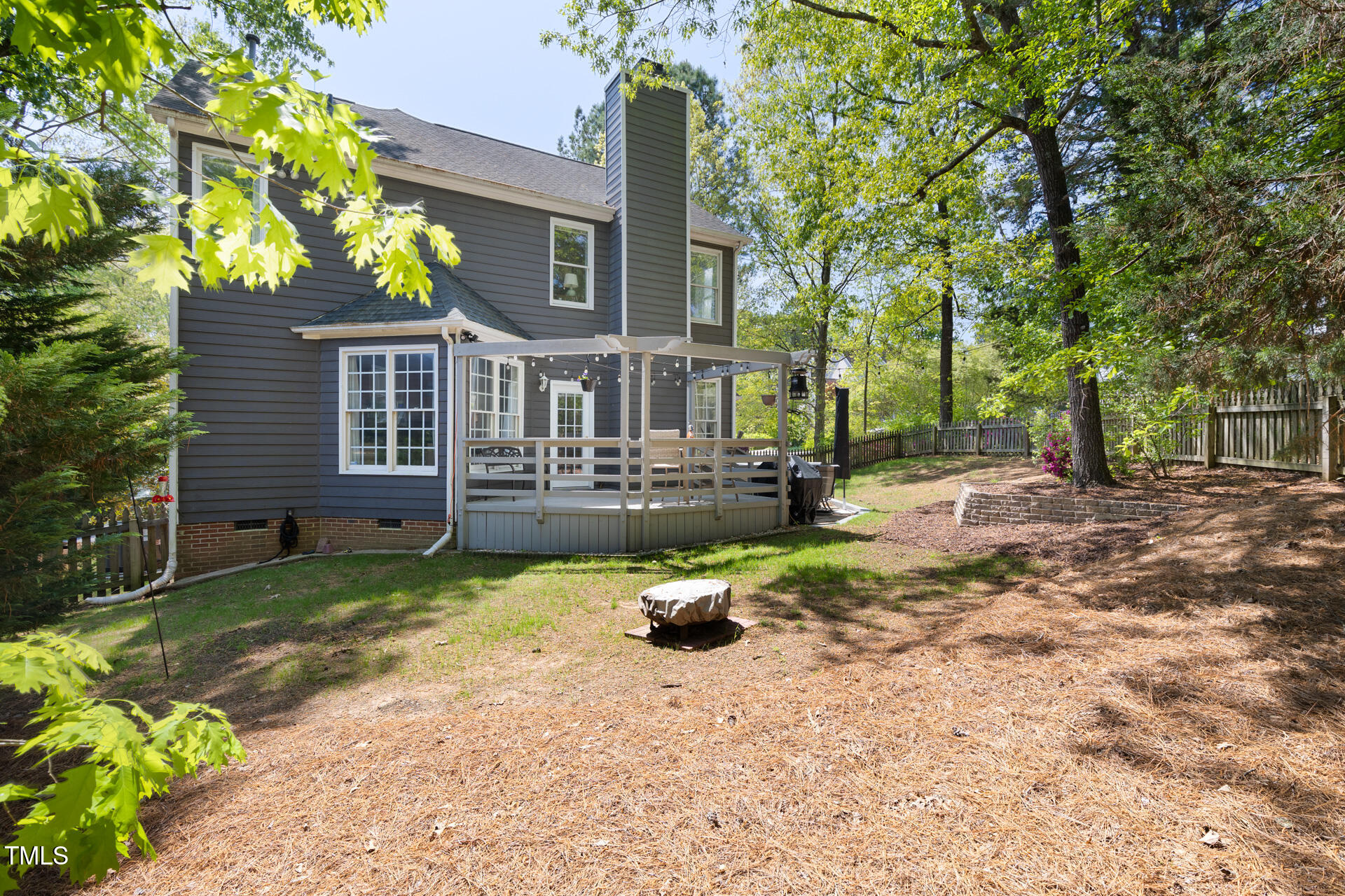 7 Wythebrook Lane Durham, NC 27713 - Photo 33 of 34 front view of a house with a yard