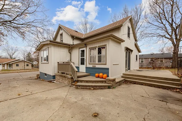 $104,900 | 1114 North Prairie Avenue, Fairmont, MN 56031