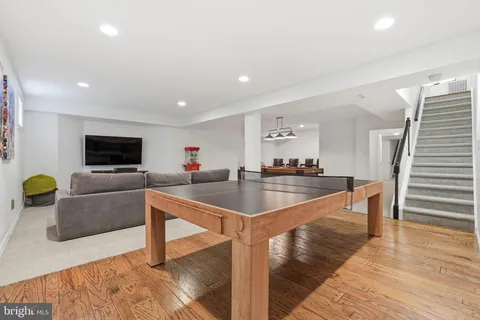 $2,375,000 | 8020 River Falls Drive, Potomac, MD 20854