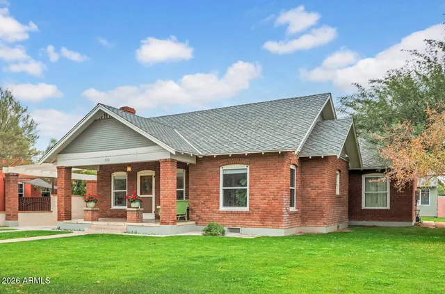 $1,299,000 | 515 West Lynwood Street, Phoenix, AZ 85003