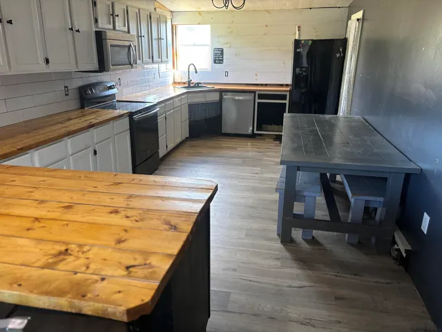 $269,000 | 187 Gray Road, Vassalboro, ME 04989