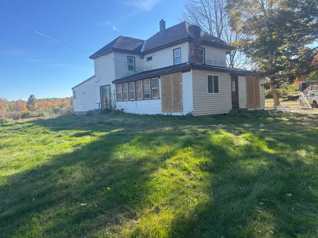 $269,000 | 187 Gray Road, Vassalboro, ME 04989