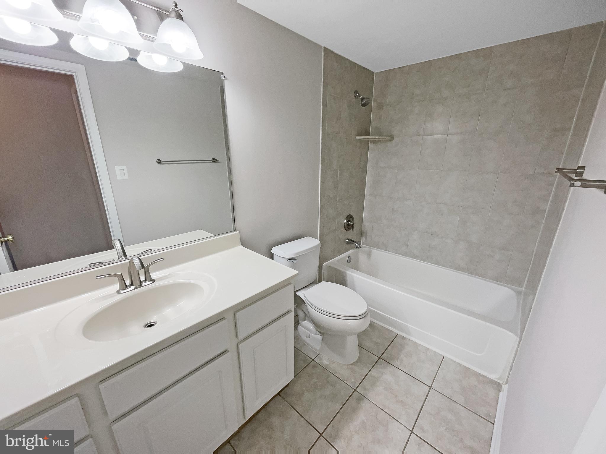 102 Westwick Court, Unit 2 Sterling, VA 20165 - Photo 13 of 17