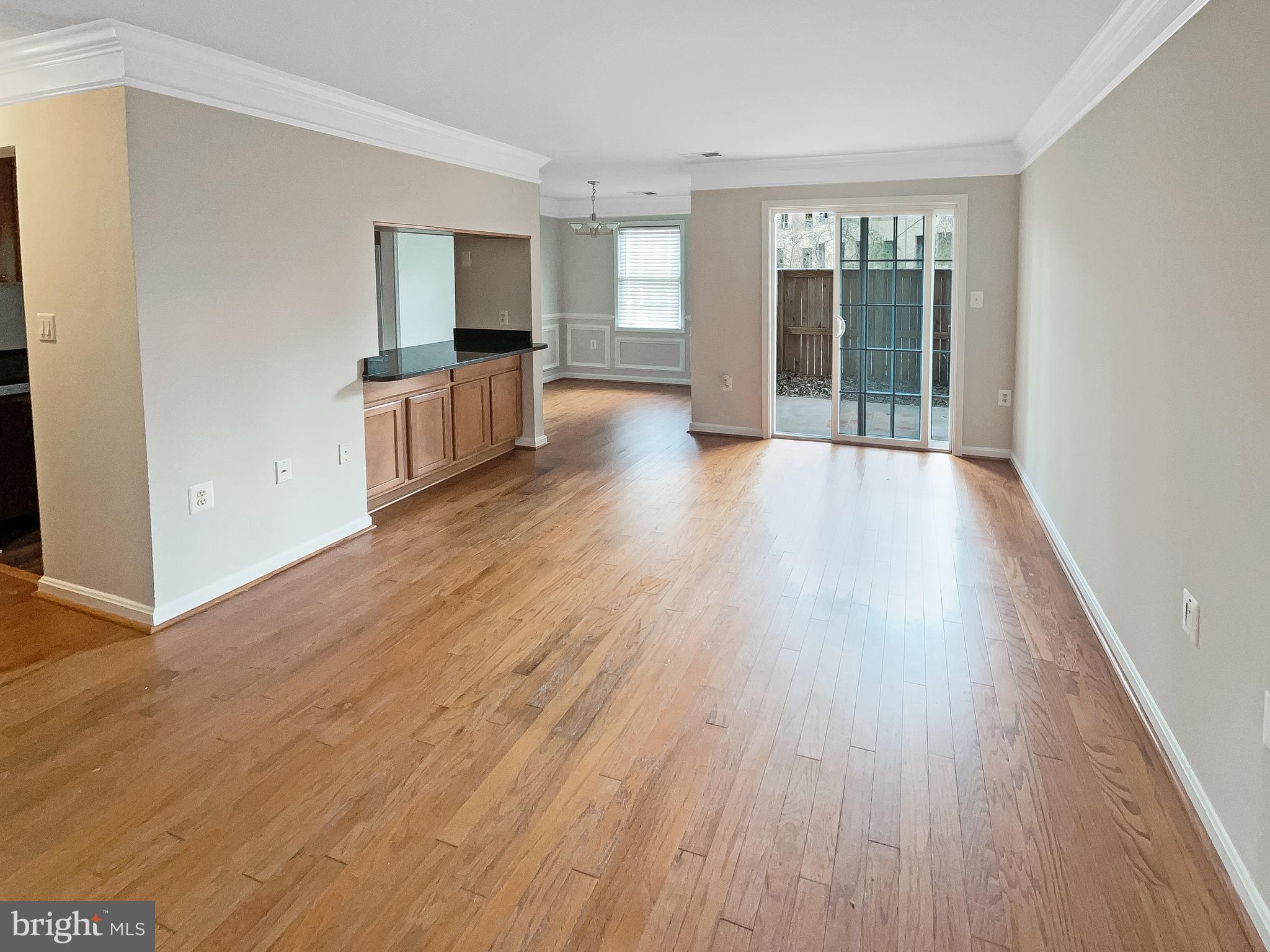 102 Westwick Court, Unit 2 Sterling, VA 20165 - Photo 3 of 17