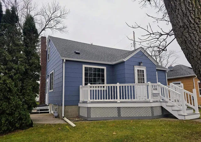 $154,900 | 408 2nd Street Northeast, Pipestone, MN 56164