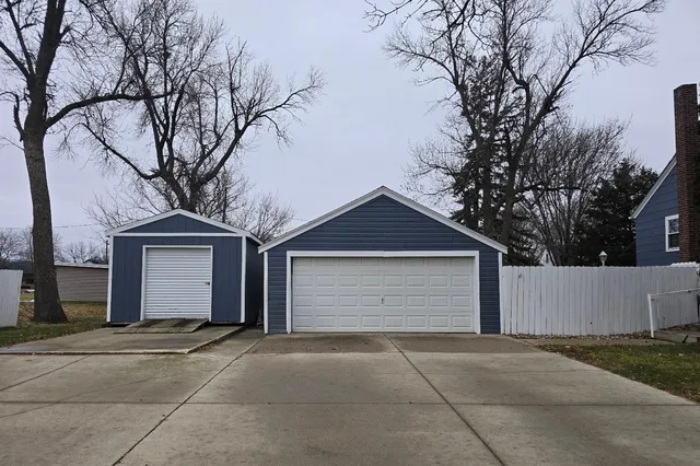 $154,900 | 408 2nd Street Northeast, Pipestone, MN 56164