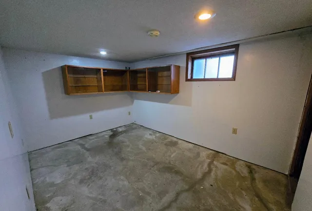 $154,900 | 408 2nd Street Northeast, Pipestone, MN 56164