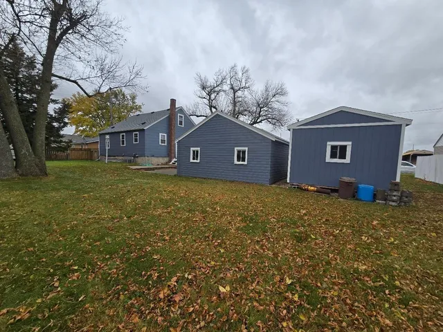 $154,900 | 408 2nd Street Northeast, Pipestone, MN 56164