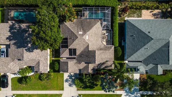 $4,700 | 4615 4th Ave Drive East, Bradenton, FL 34208