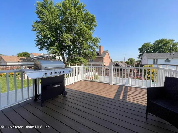 $1,360,000 | 273 Nashville Street | Tottenville